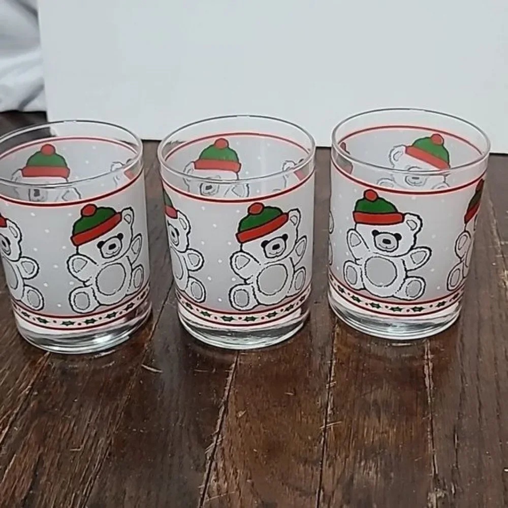 Vintage Libbey Glass Toledo Ohio Christmas Teddy Bear Glass Tumblers set of 3